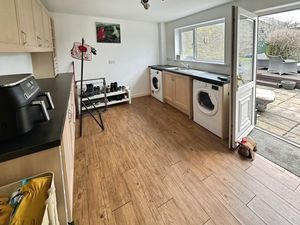 Photo 18- click for photo gallery